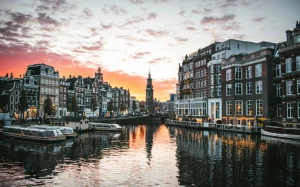 3bd12c8b-2aaf-427c-8521-ed7e6f093e4e