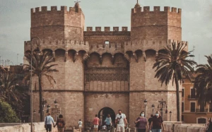 6c1807a1-3c25-444b-bf81-b4edd0ca5b26