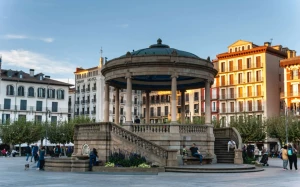 91ede644-c279-41fb-9c69-70a109832c70