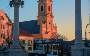 2f4f6e80-acb9-40e0-869f-68e5acde46f0