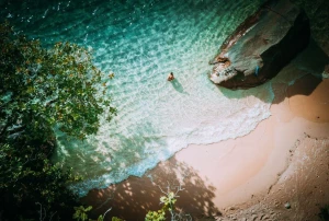 7b508766-7b23-4777-a9db-4e3a0d3a3c80