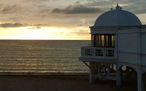 e7e84c72-83c1-42fd-9b07-19ad6269f725