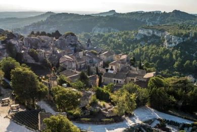 Best Airports in Provence and Airport Transfer Options