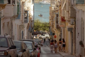 eba31892-1282-4d47-8e09-83480a862e58