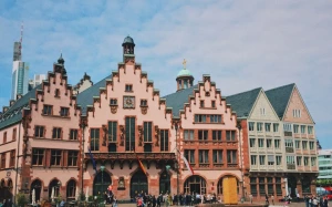 74ac762b-53d2-47bb-a936-7cfc8b2e7358