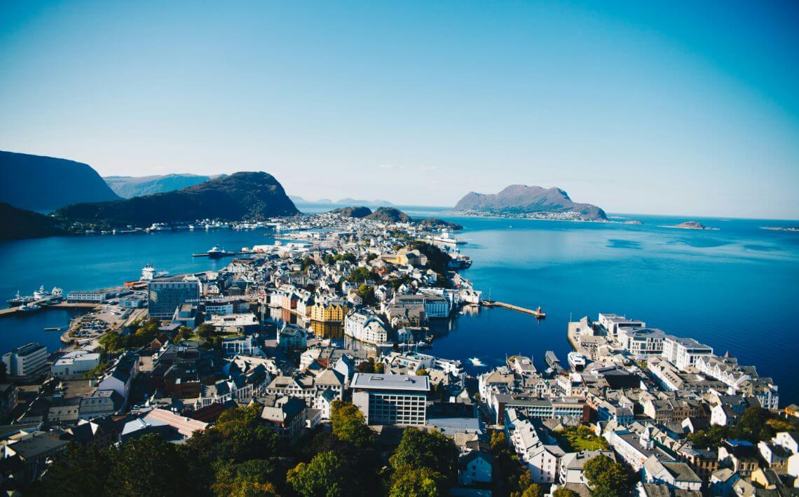 Alesund Airport Transfer - All Possible Ways