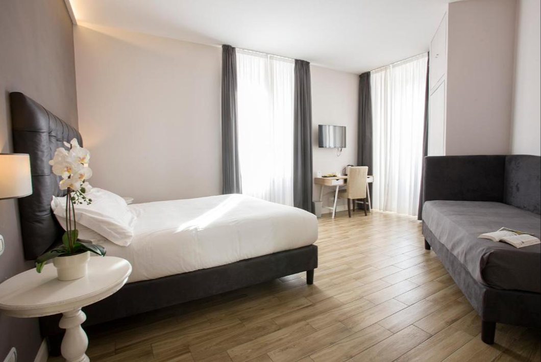 Colosseo Prestige Rooms – Standard Double, Twin or Triple Room