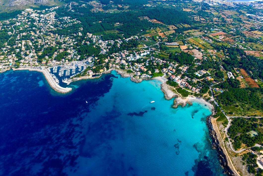 Photo by Farid Askerov on Unsplash