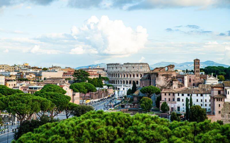 The 25 Best Airbnbs in Rome
