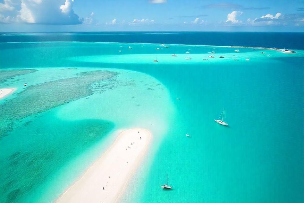 <b>Beaches in the Bahamas to Visit in June</b>