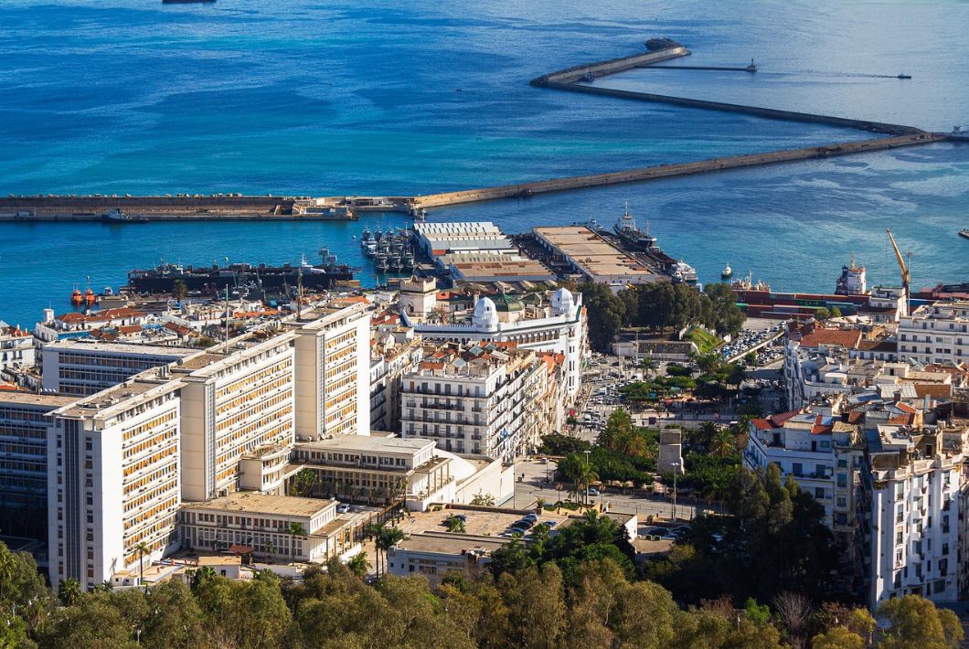 Immagine di Djamel RAMDANI da Pixabay