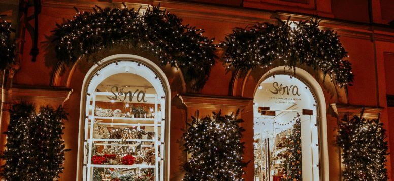 The World's Best Christmas Traditions
