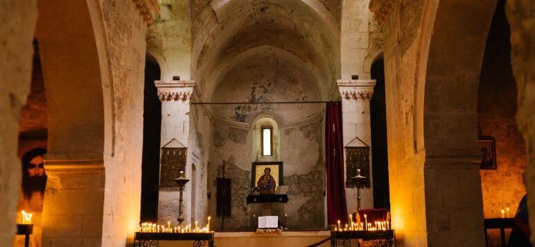 Foto von Mikhail Nilov auf Unsplash