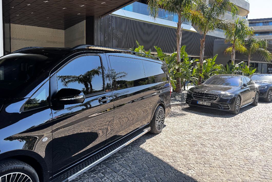 Izmir Airport First-class Transfer Service