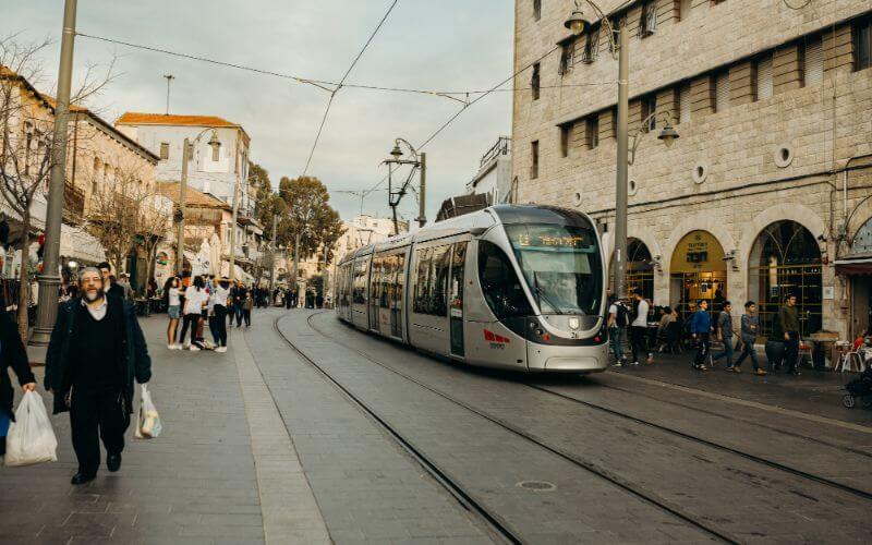 How to get from Ben Gurion Airport to Jerusalem?