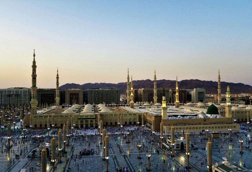 Photo by ekrem osmanoglu on Unsplash