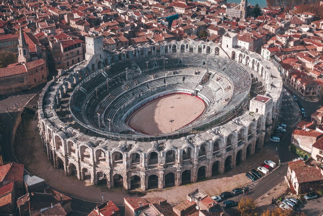 <b>Photo by Lucas Miguel on Unsplash</b>