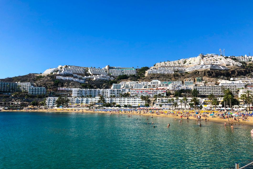 <b>Foto von Reiseuhu auf Unsplash</b>