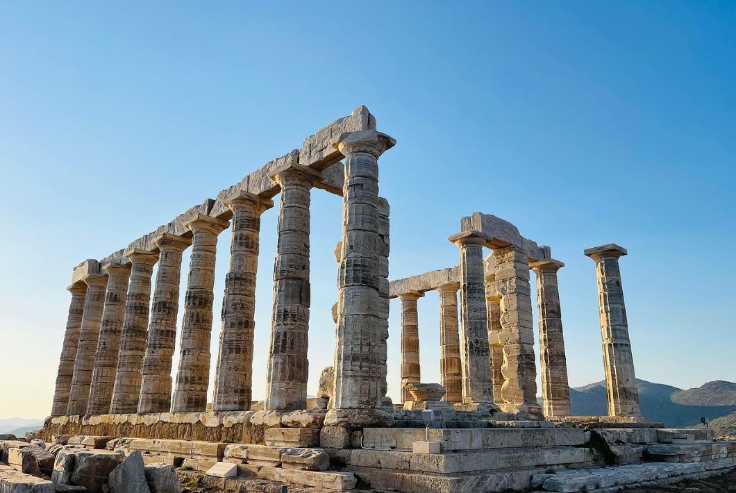 <b>Image by Fedra Vincze from Pixabay</b>