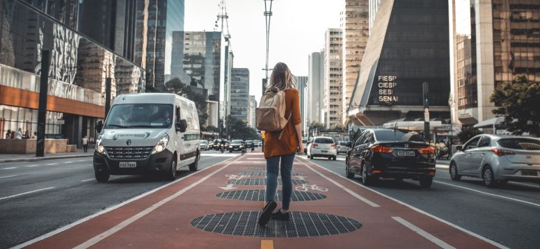 Foto von Guilherme Stecanella auf unsplash