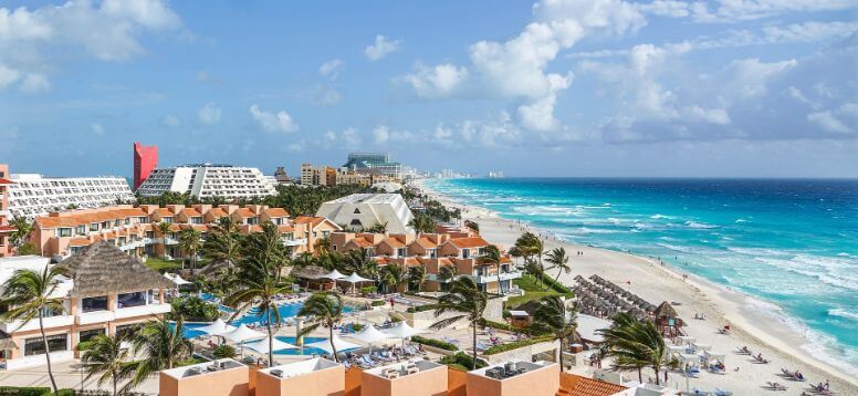 How to Get from Cancun Airport to Zona Hotelera?