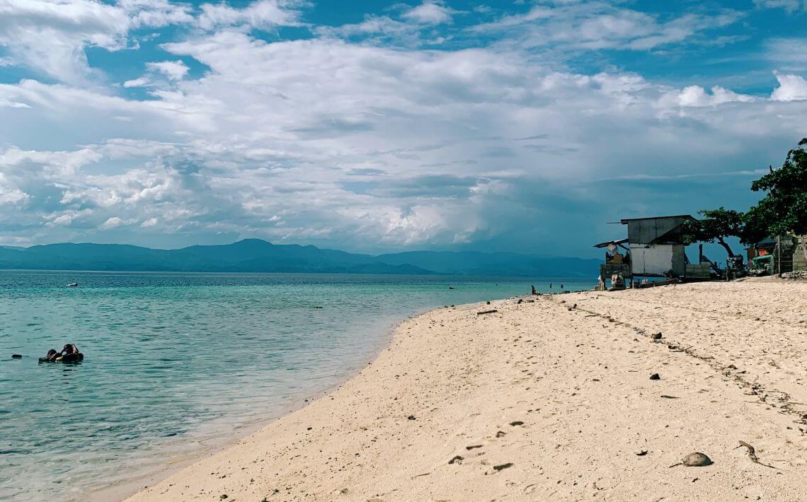 Cebu Airport to Moalboal Private Car, Bus, Taxi