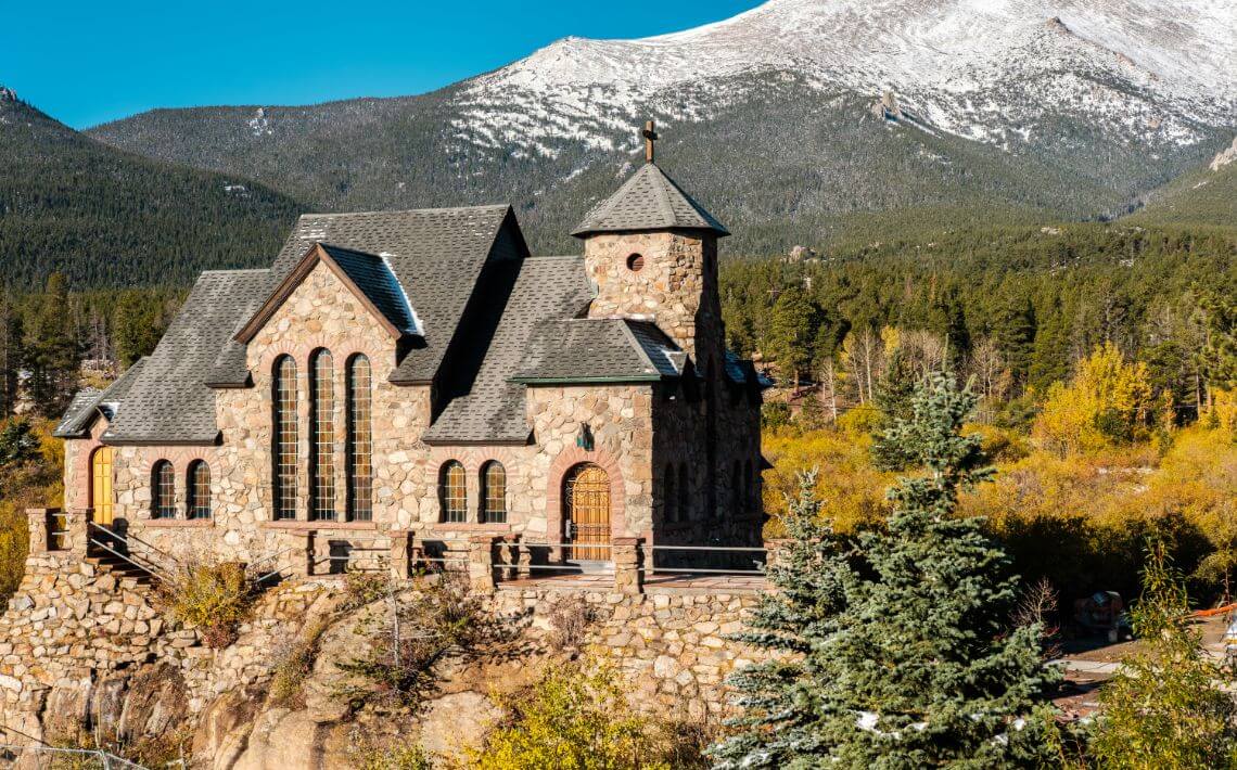 What Airport Is Closest To Estes Park Colorado airporttransfer.com