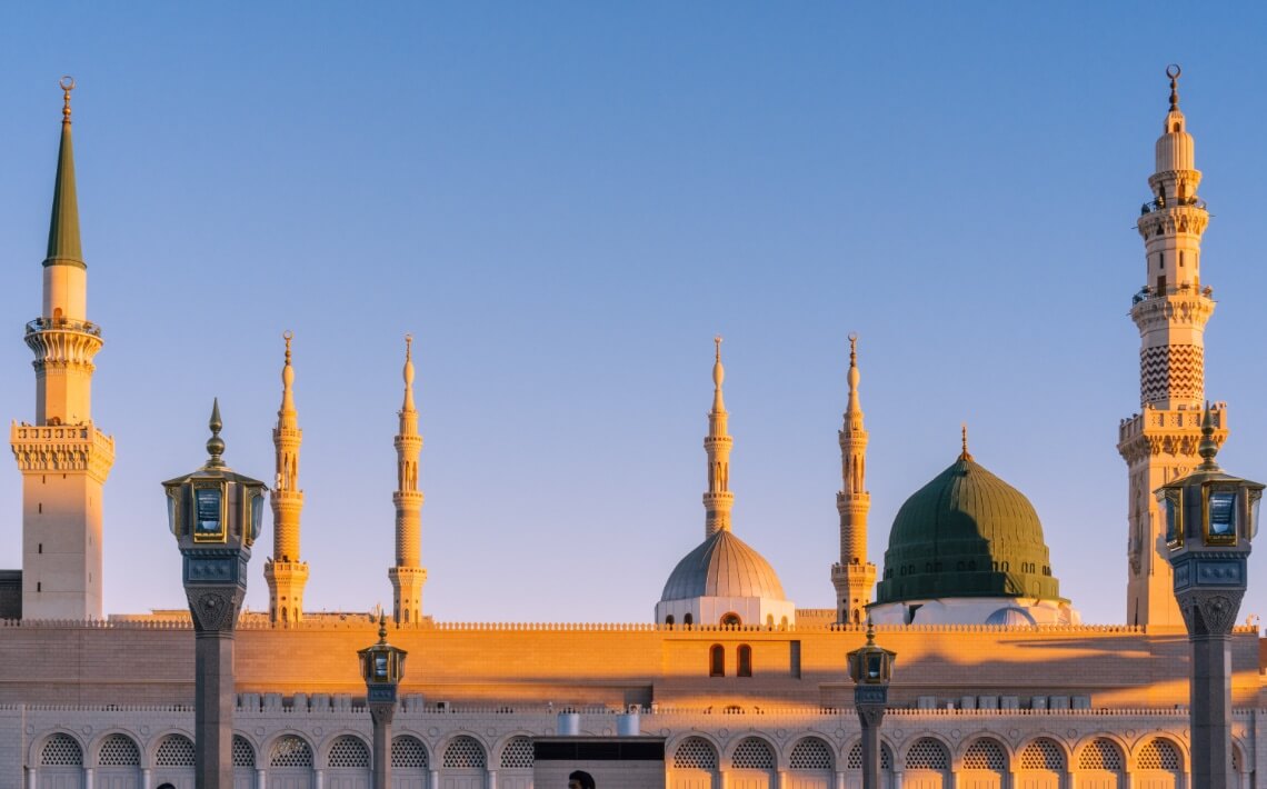 Madinah Airport to Masjid Nabawi All Options