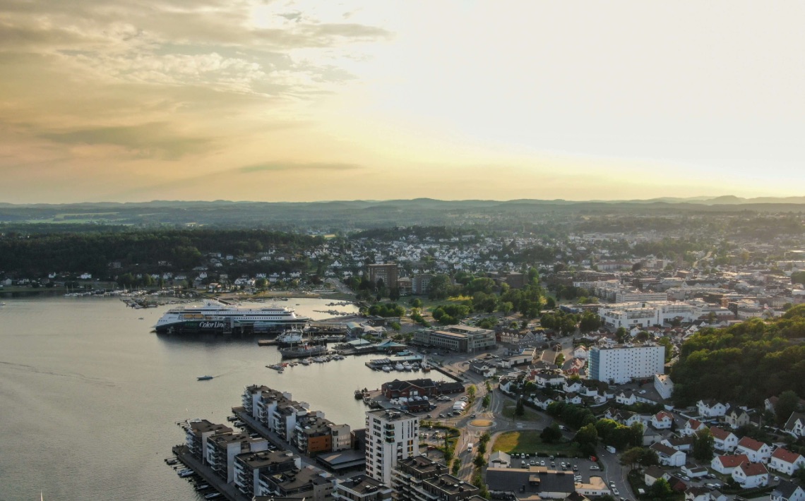 Oslo Torp Airport to Sandefjord Private Car Service