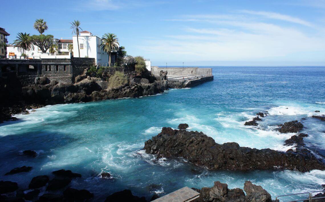 Taxi Tenerife Airport To Puerto De La Cruz airporttransfer.com